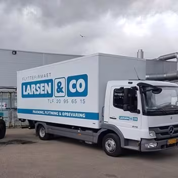 Larsen Lager og Logistik ApS